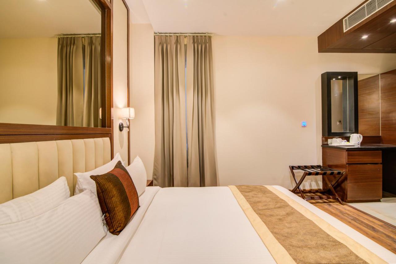 Amritara Sadka Amritsar Hotel Eksteriør billede