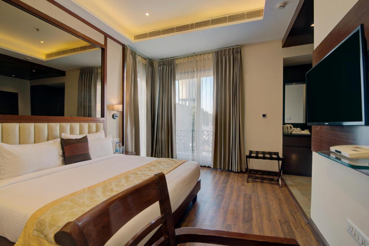 Amritara Sadka Amritsar Hotel Eksteriør billede
